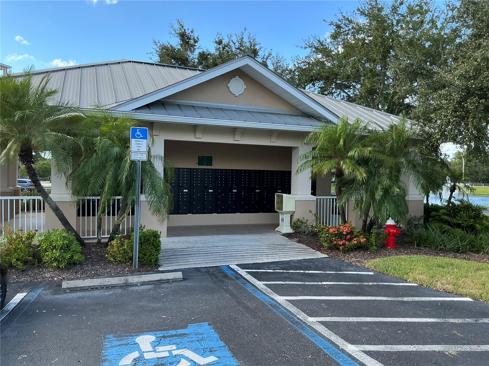 7059 Islamorada Cir, Seminole, FL 33777