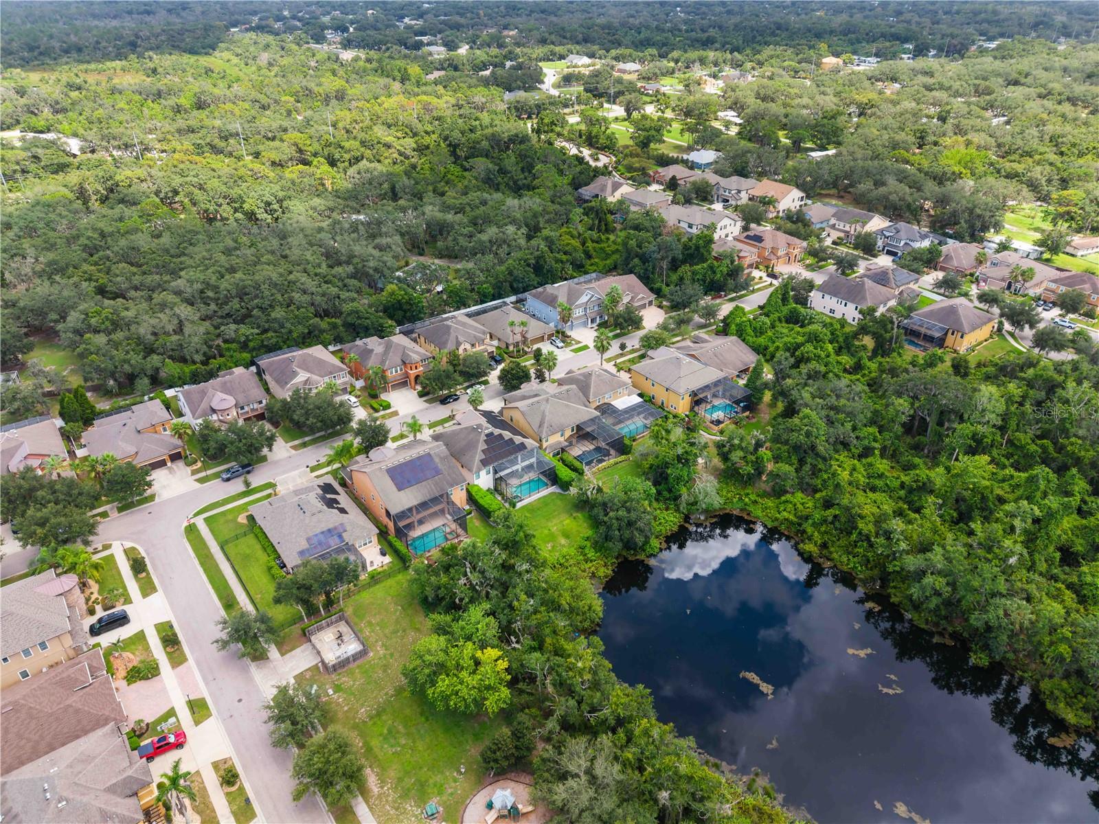 11009 Charmwood Dr, Riverview, FL 33569