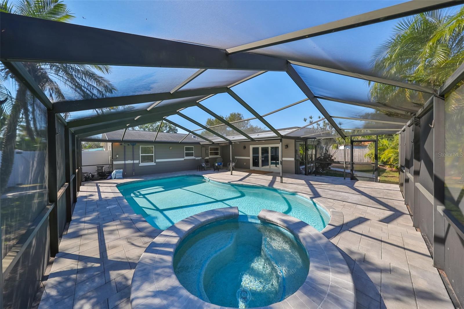 6101 37th Ave N, St Petersburg, FL 33710