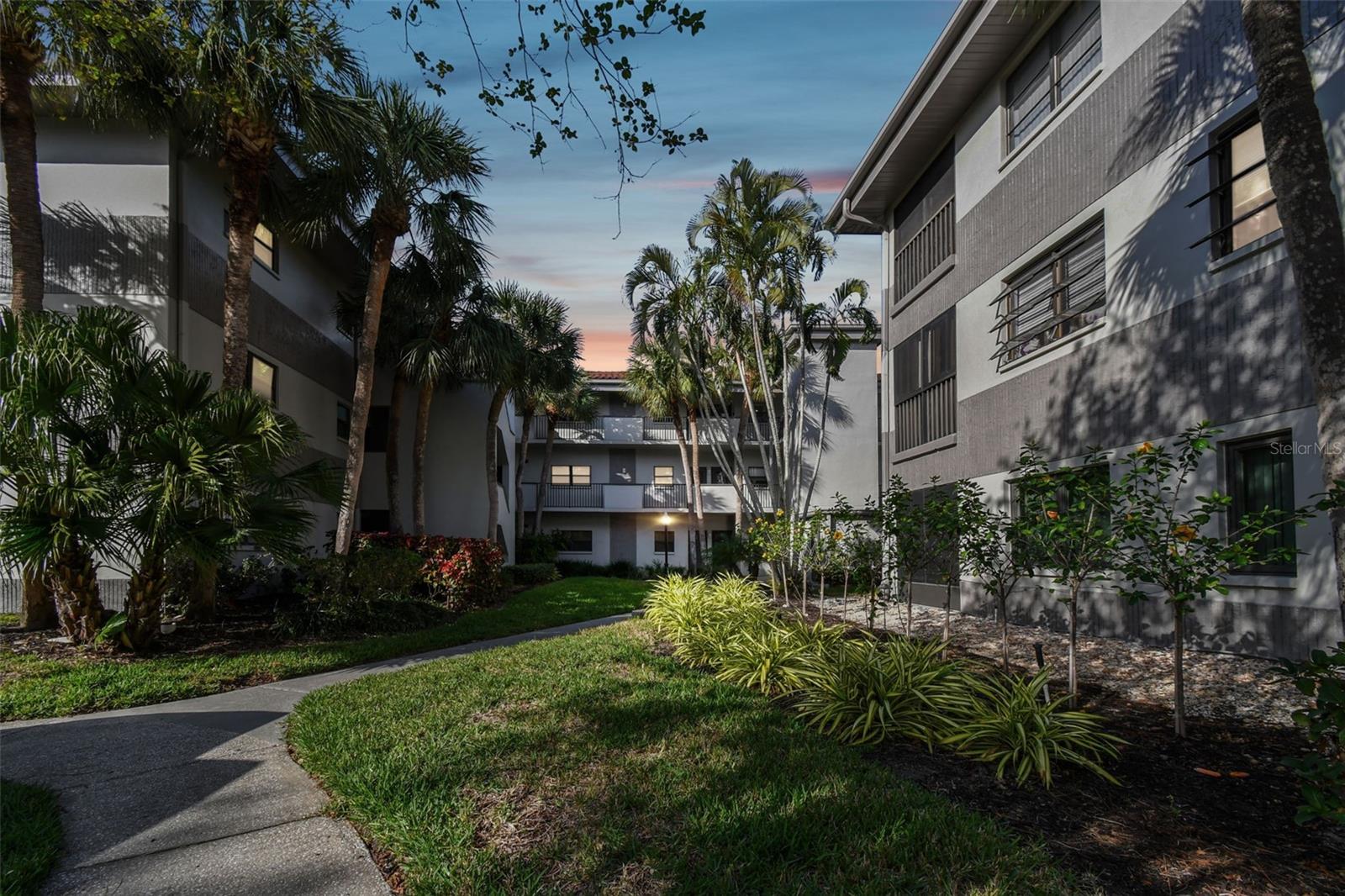 2650 Countryside Blvd #C309, Clearwater, FL 33761
