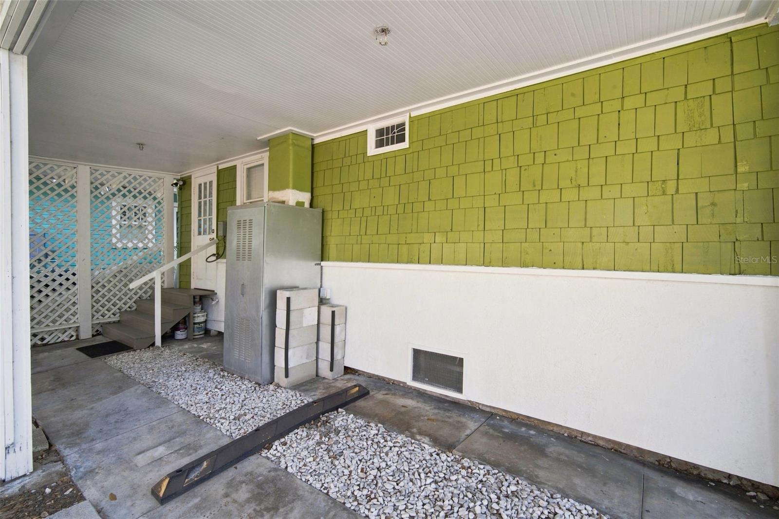 719 S Bungalow Ter, Tampa, FL 33606