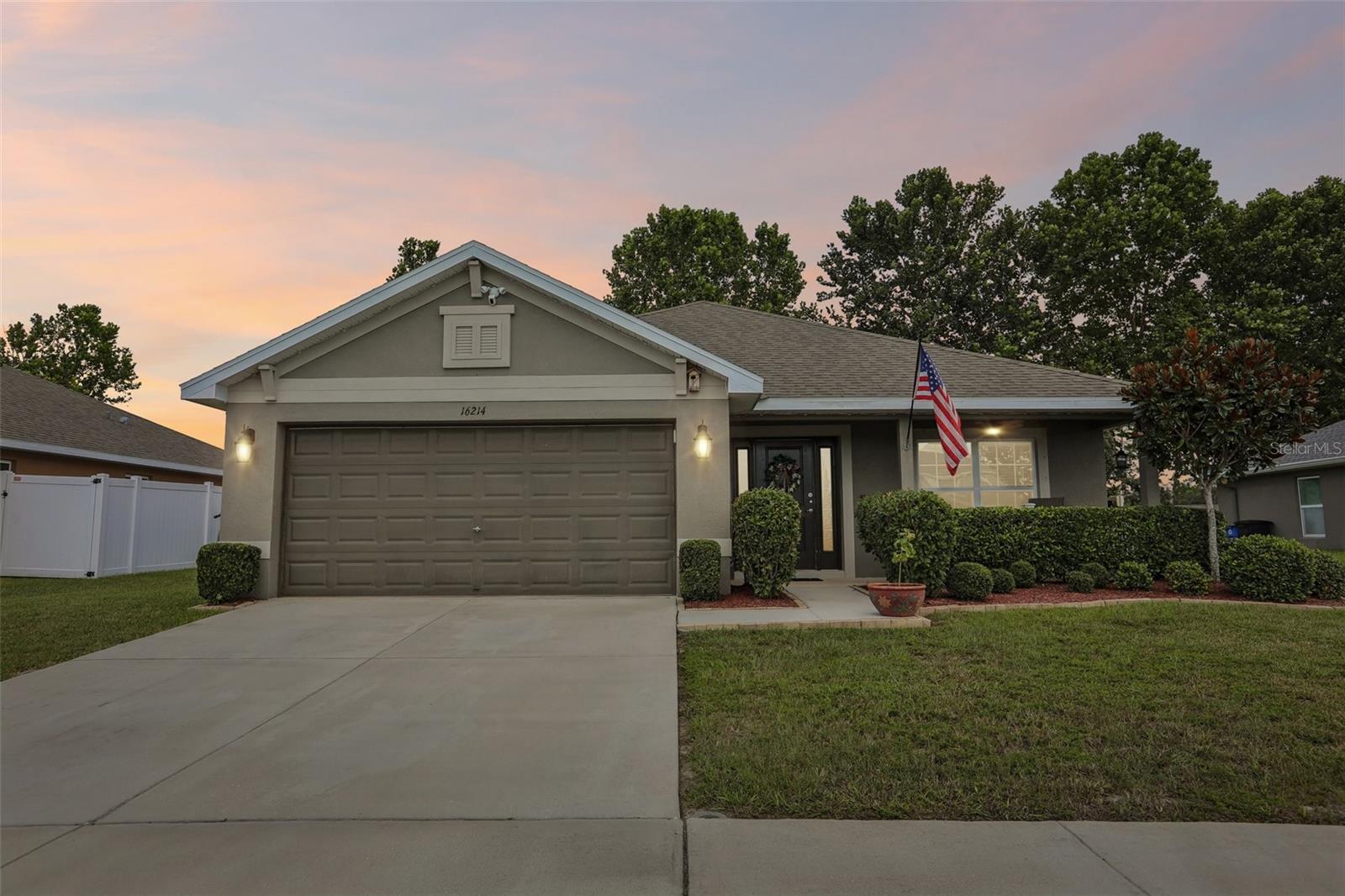 16214 Vine Cliff Ave, Hudson, FL 34667