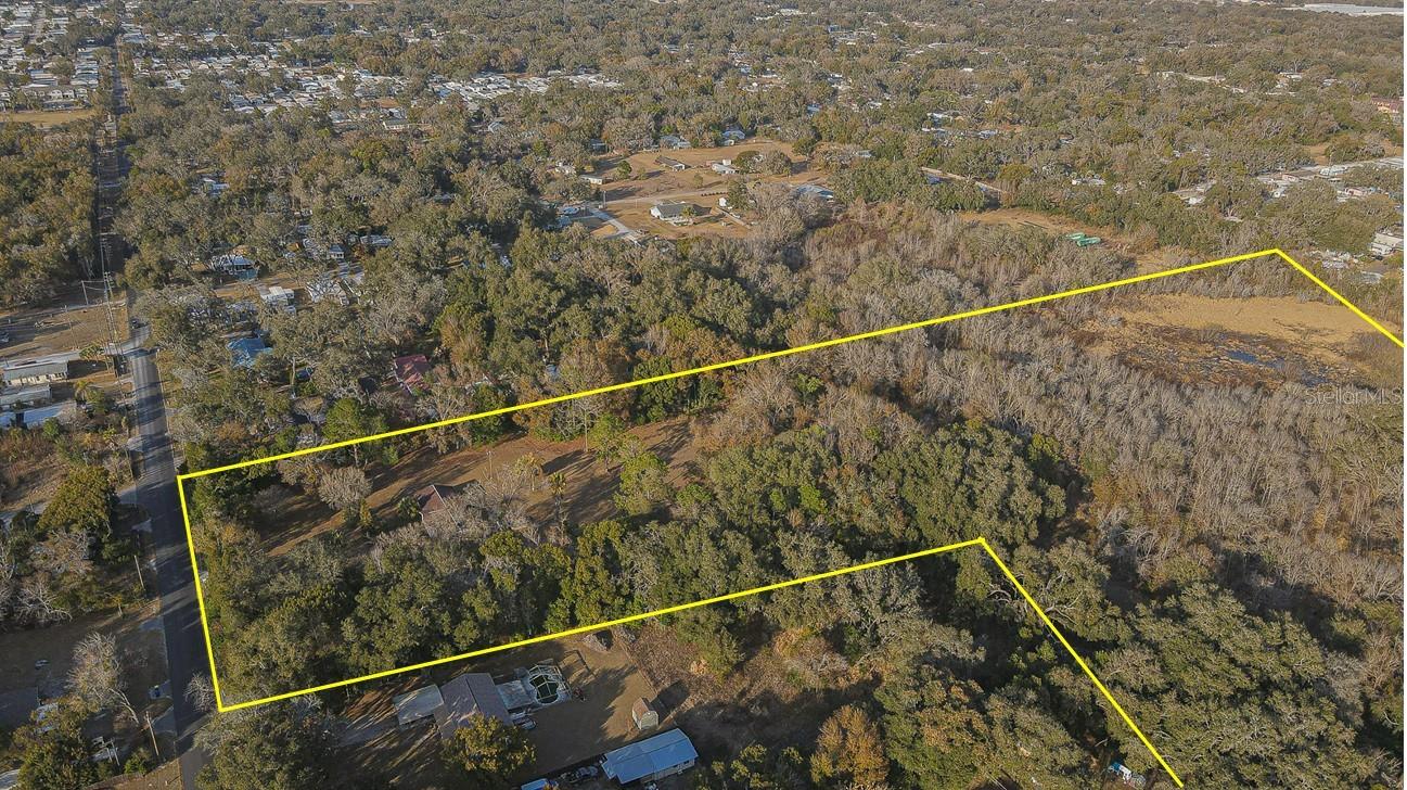 3902 Autumn Palm Dr, Zephyrhills, FL 33541