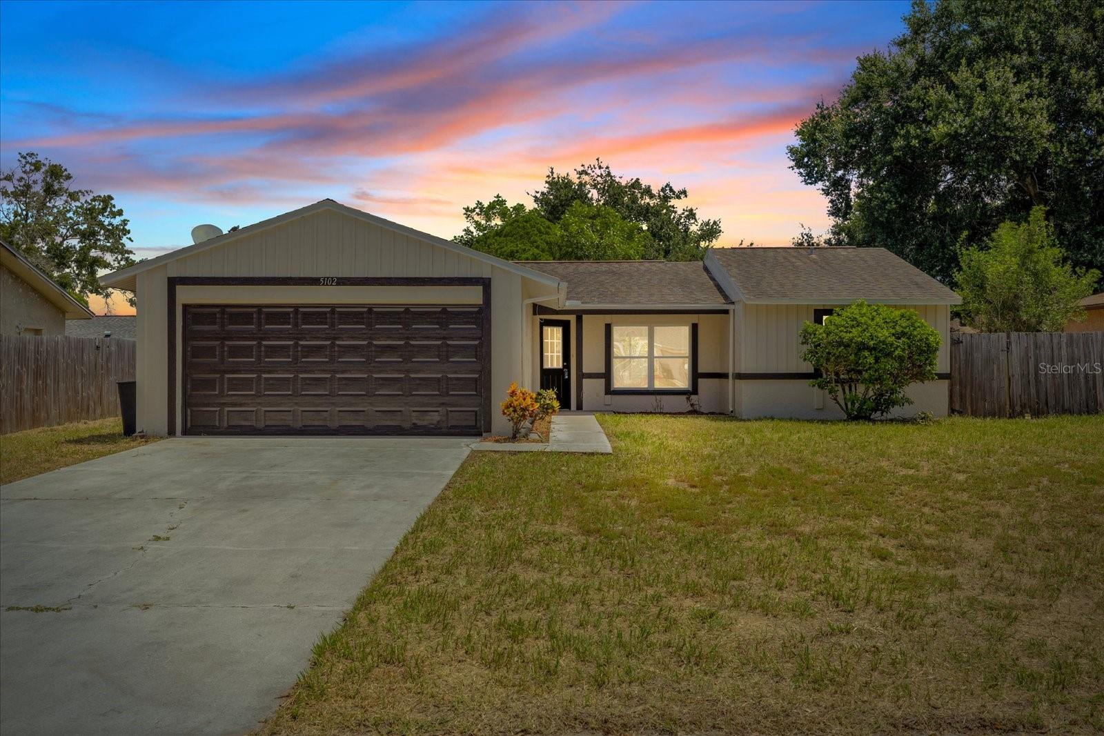5102 Meadowlark Ln, New Port Richey, FL 34653