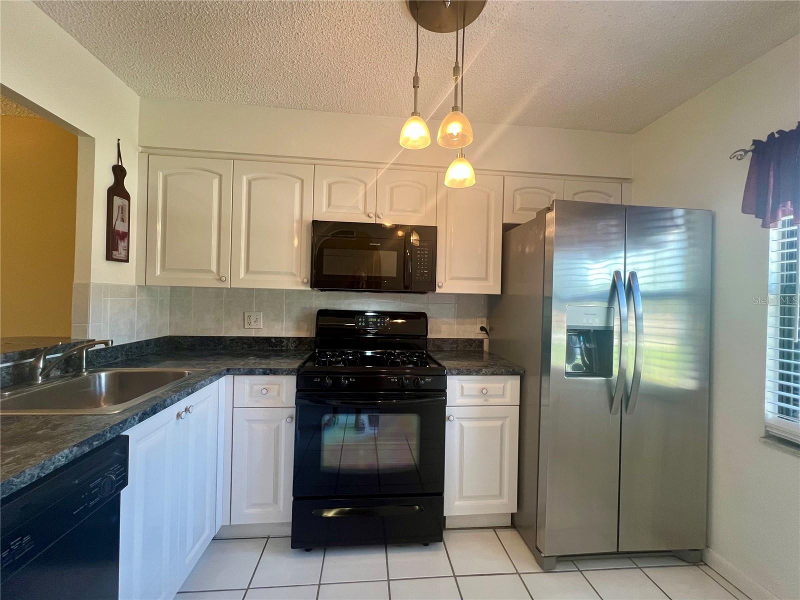 2989 Flint Dr N, Clearwater, FL 33759