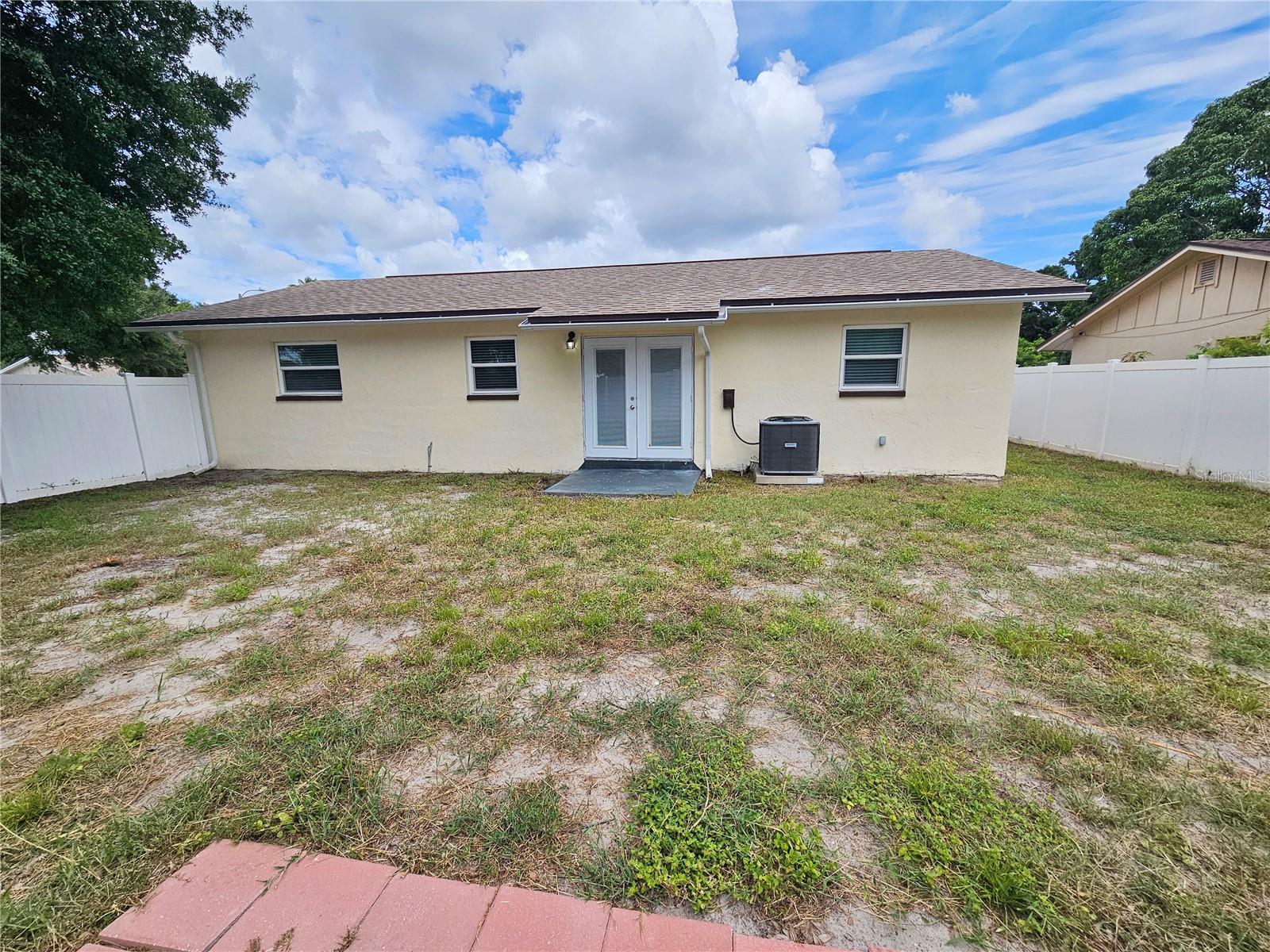 6092 Burch St N, St Petersburg, FL 33709
