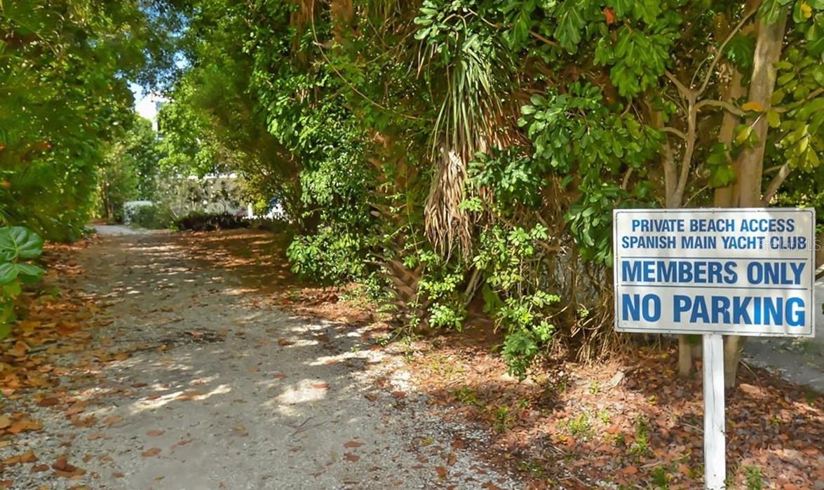 711 Spanish Dr S #211, Longboat Key, FL 34228