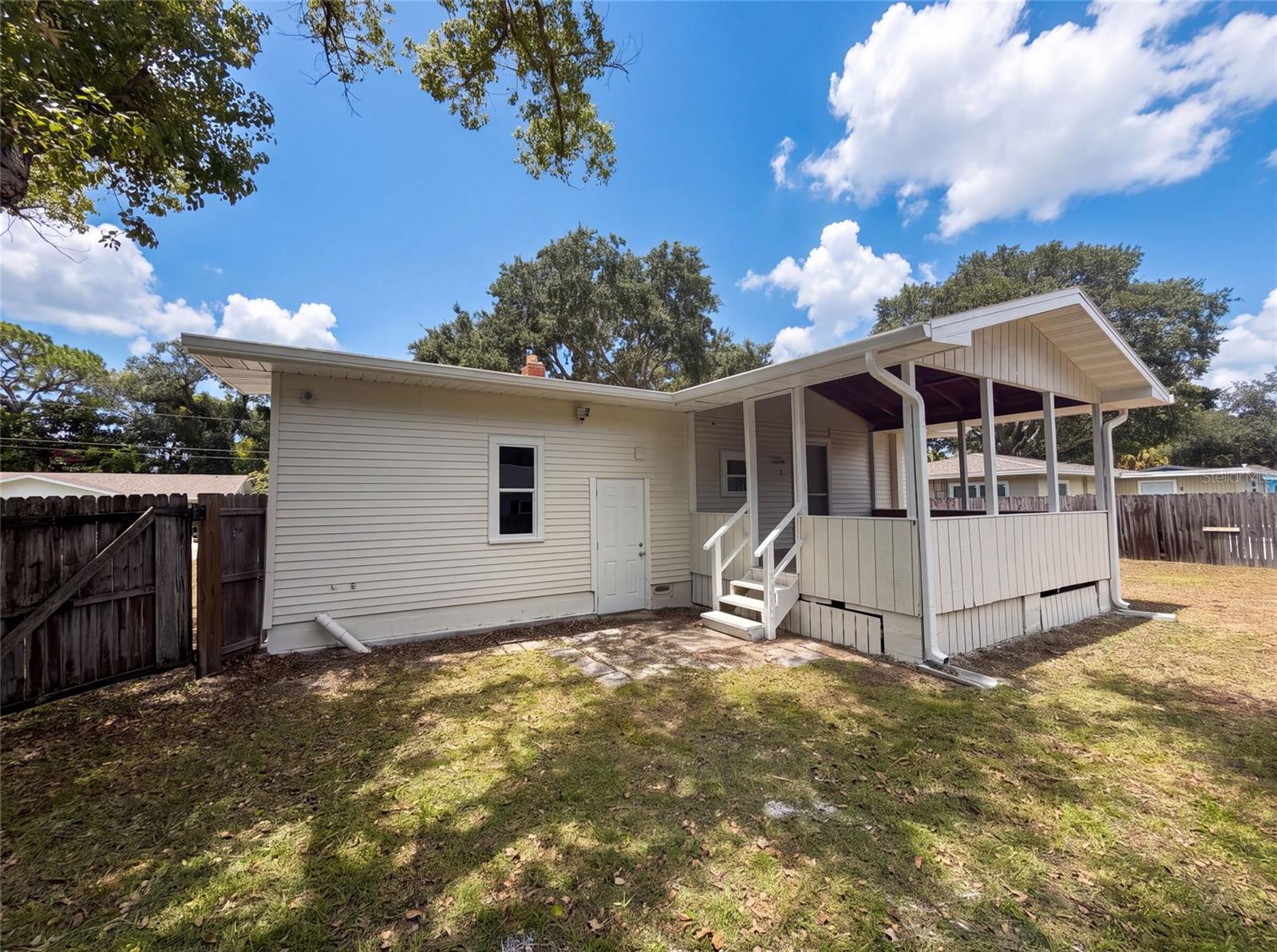 345 Acropolis Dr, Dunedin, FL 34698