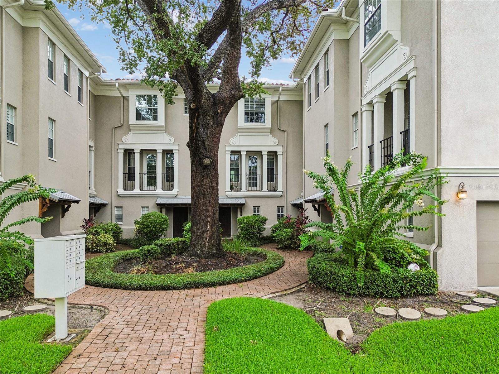 111 S Delaware Ave #3, Tampa, FL 33606