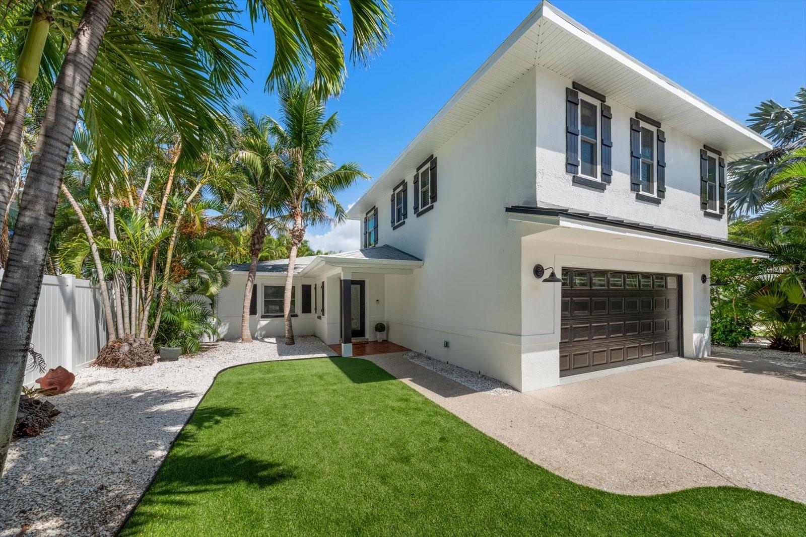 1907 Bay Blvd, Indian Rocks Beach, FL 33785