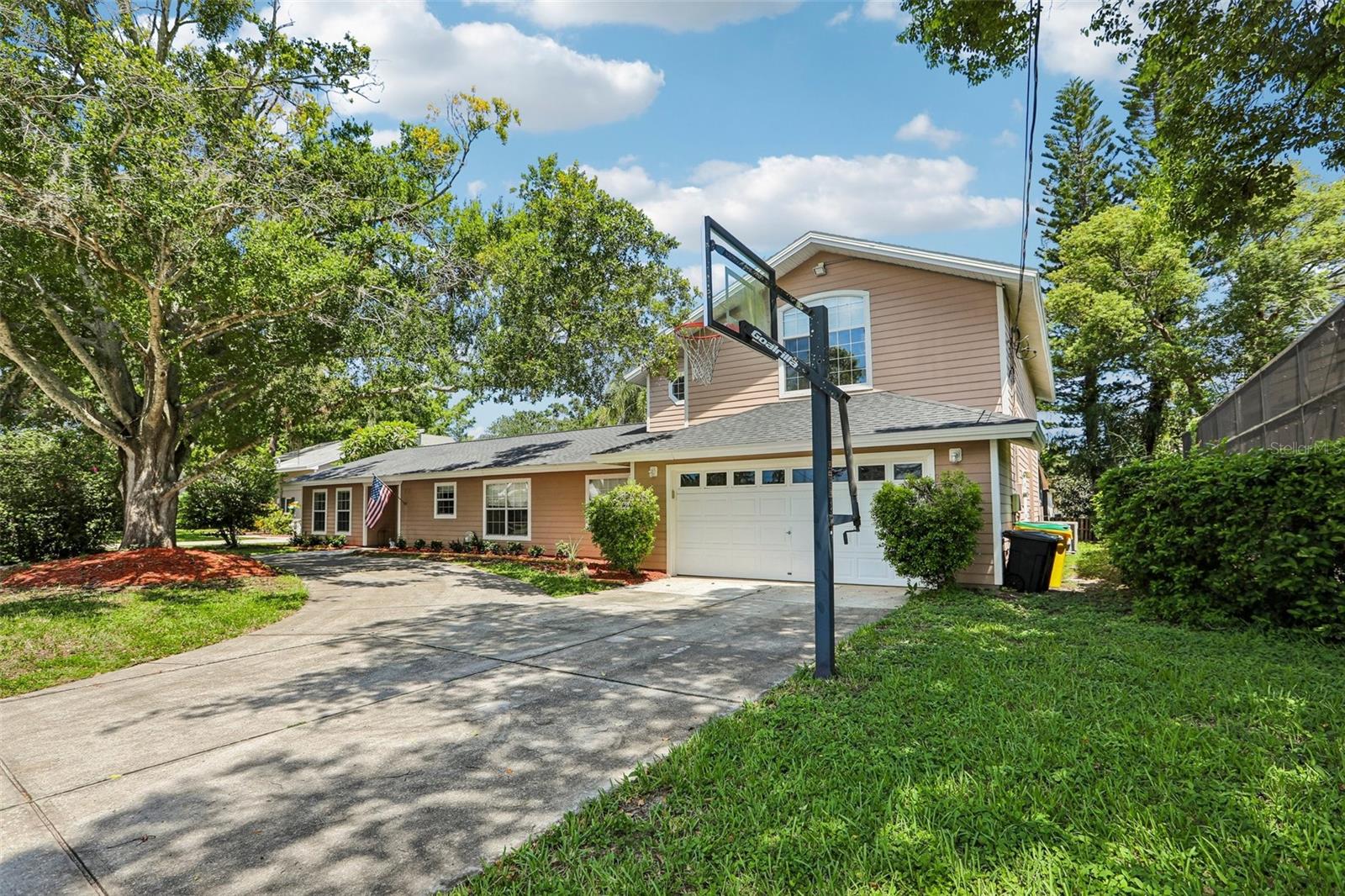 3131 N Canal Dr, Palm Harbor, FL 34684