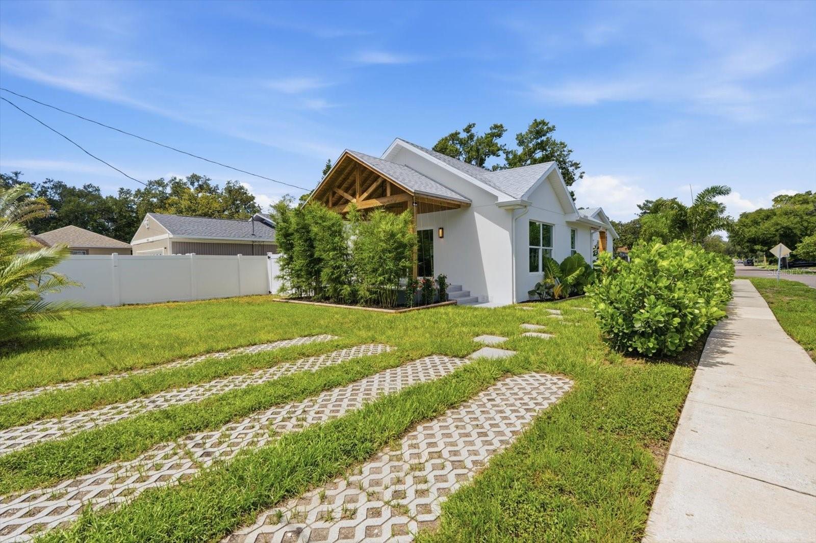 4847 Dr Martin Luther King Jr St N, St Petersburg, FL 33703