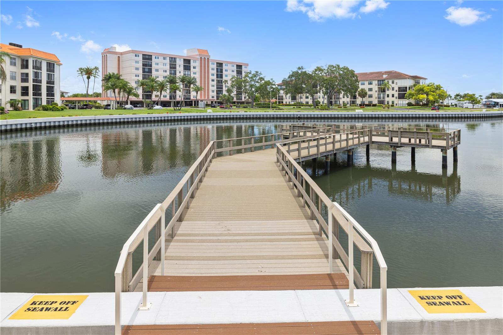 19029 Us Highway 19 N #3-1, Clearwater, FL 33764