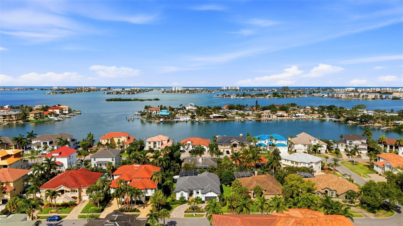 6128 Pasadena Point Blvd, Gulfport, FL 33707