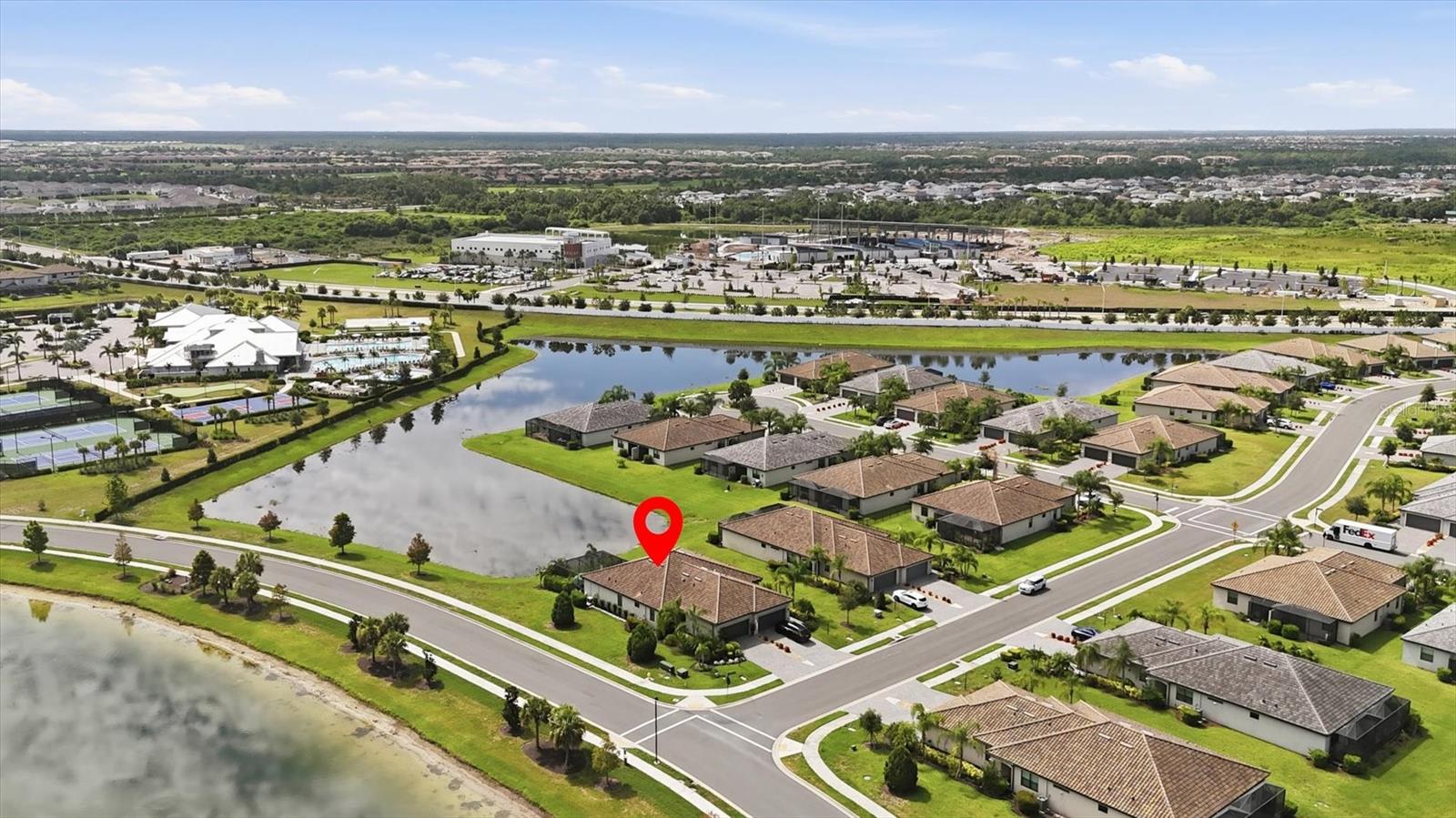 16120 Sunny Day Dr, Bradenton, FL 34211
