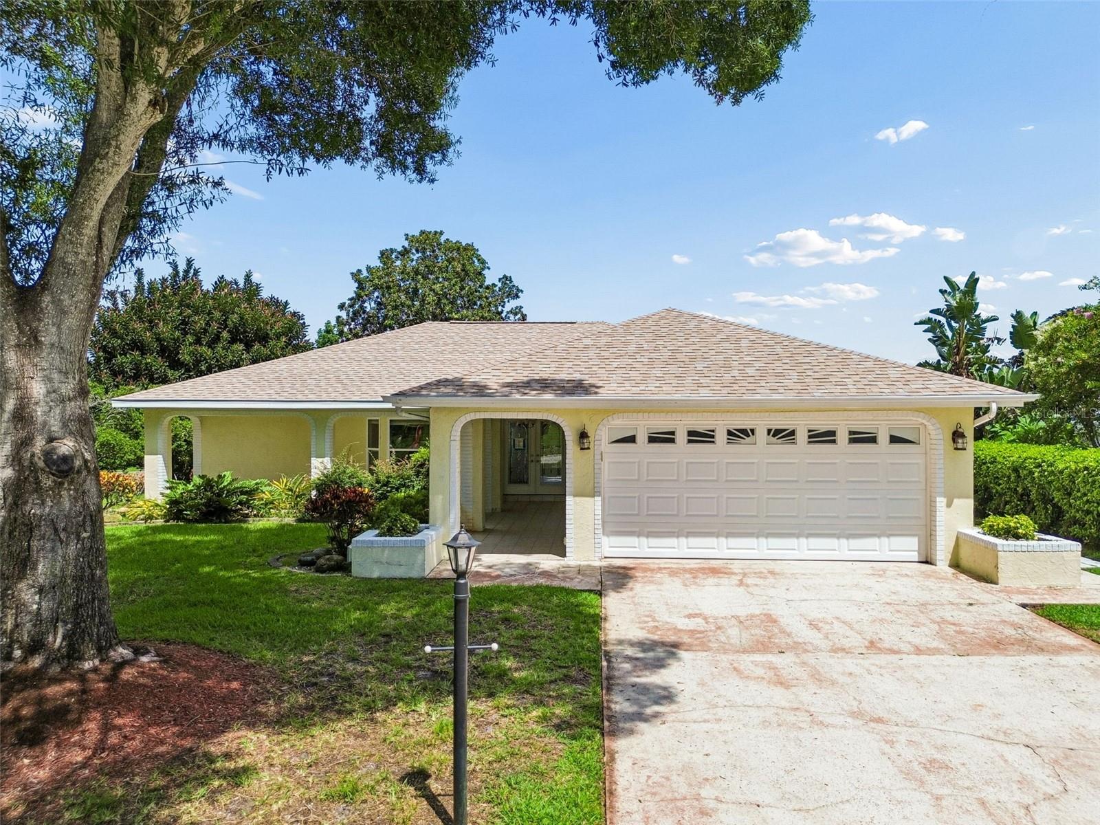 1591 Longford Dr, Palm Harbor, FL 34684