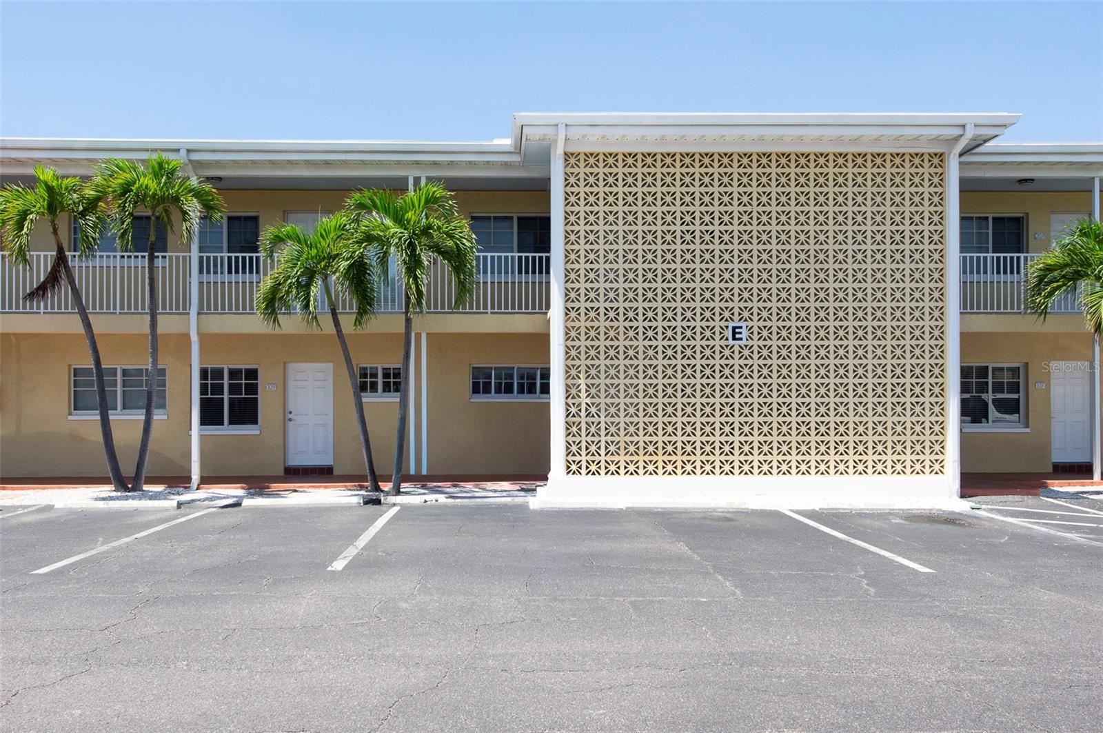 19417 Gulf Blvd #E109, Indian Rocks Beach, FL 33785