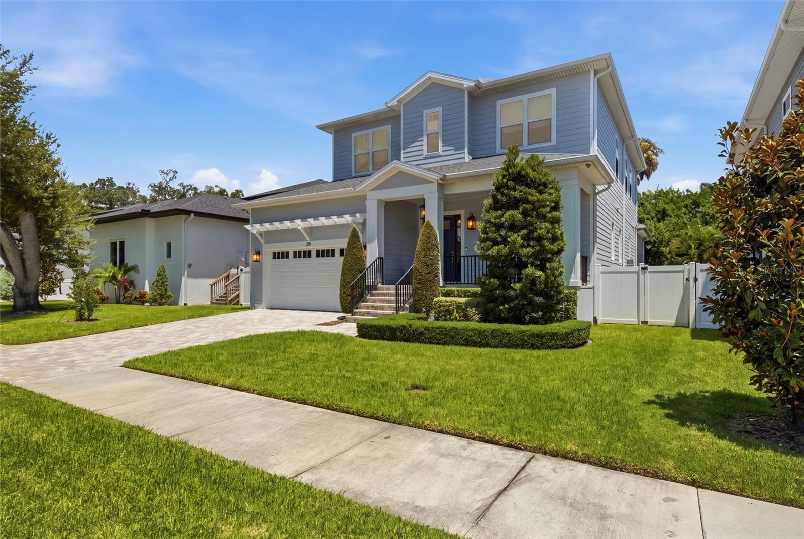 210 S Shore Crest Dr, Tampa, FL 33609