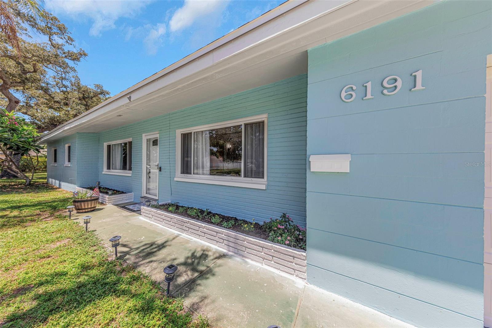 6191 6th Ave S, St Petersburg, FL 33707