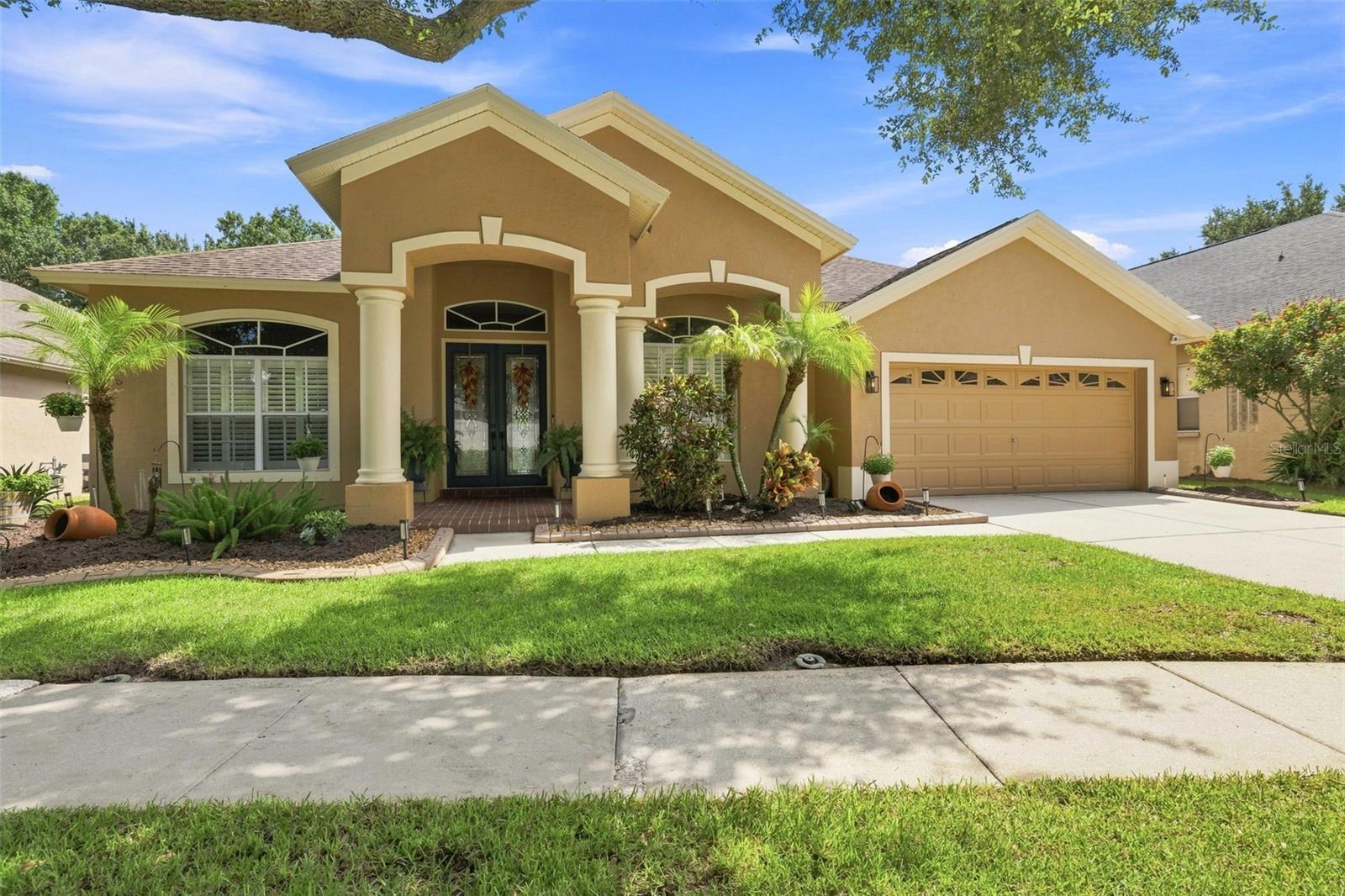 19803 Glazing Globe Ln, Lutz, FL 33558