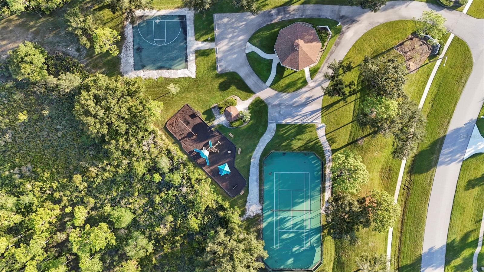 7310 201st St E, Bradenton, FL 34202