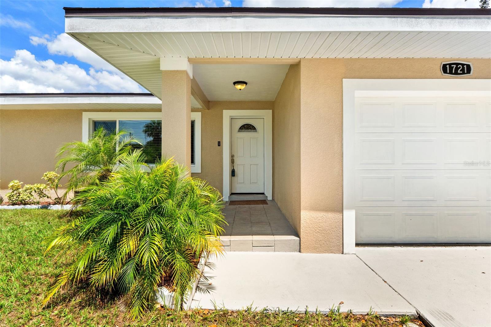 1721 S Jefferson Ave, Clearwater, FL 33756