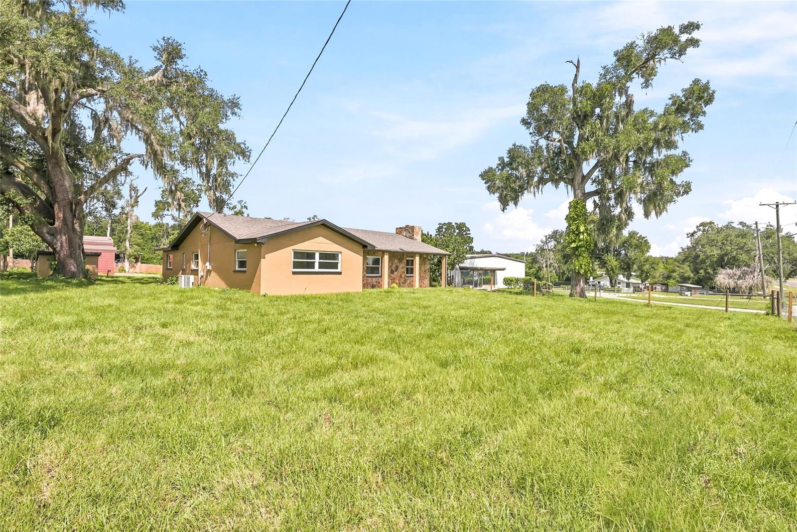 37670 Farr Rd, Dade City, FL 33523