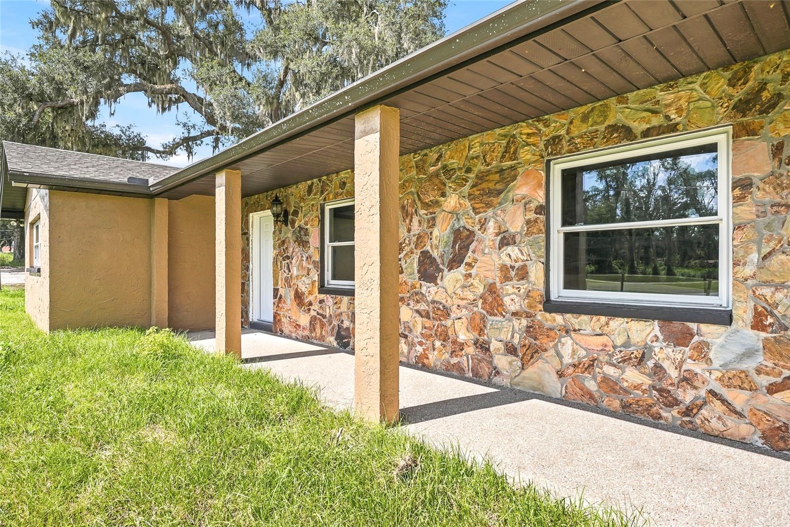 37670 Farr Rd, Dade City, FL 33523