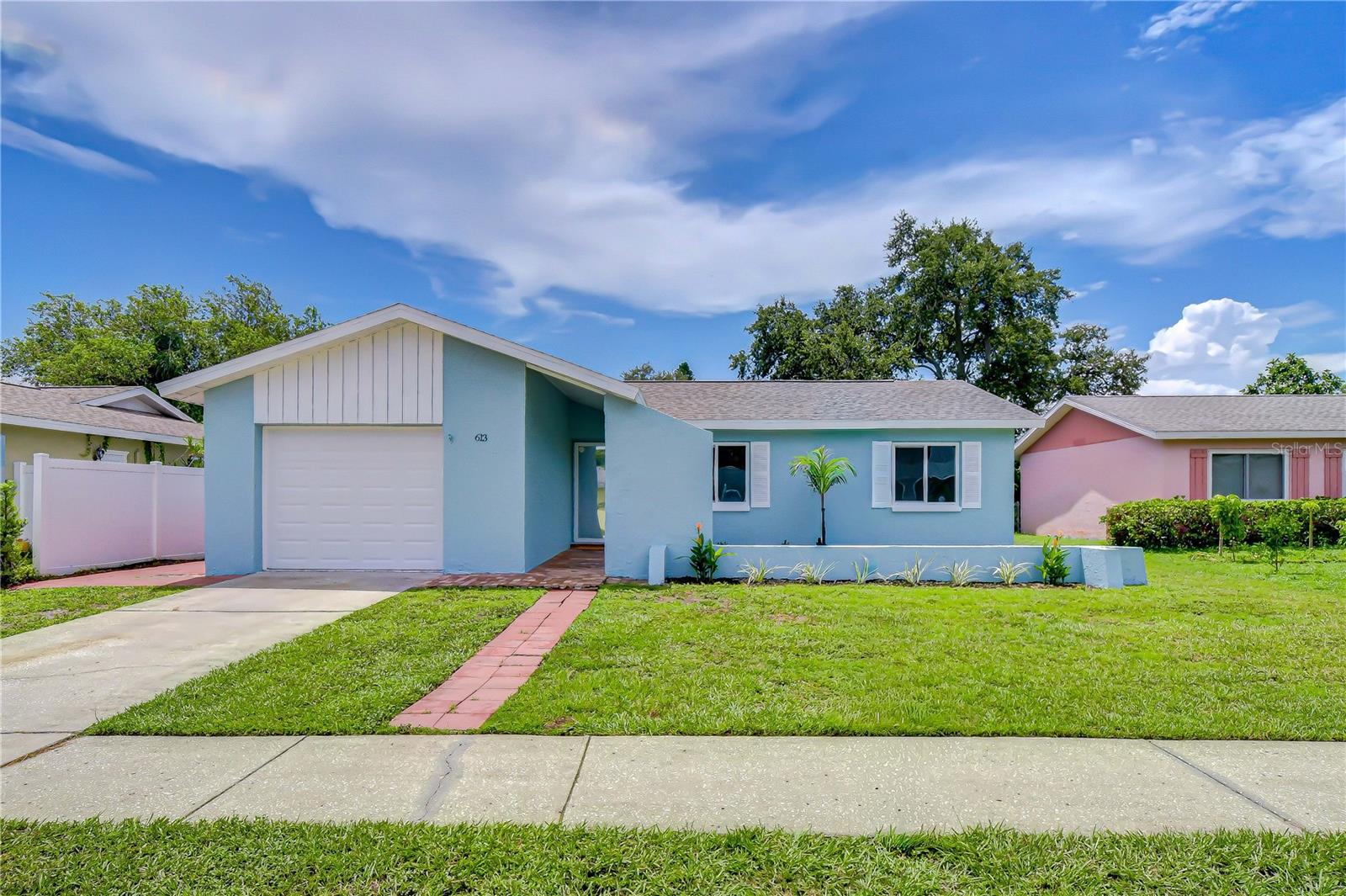 613 5th Ave SE, Largo, FL 33771