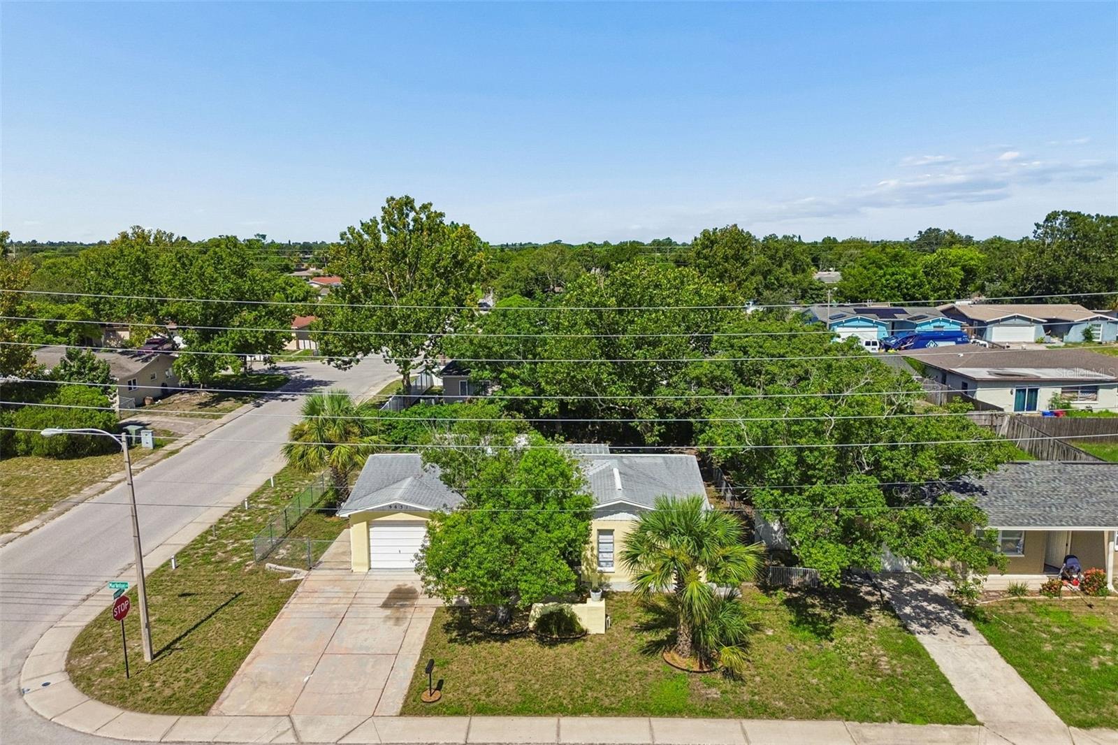 9631 Marlinton Ln, Port Richey, FL 34668