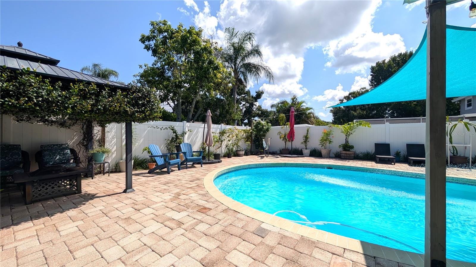 12321 82nd Ave, Seminole, FL 33772