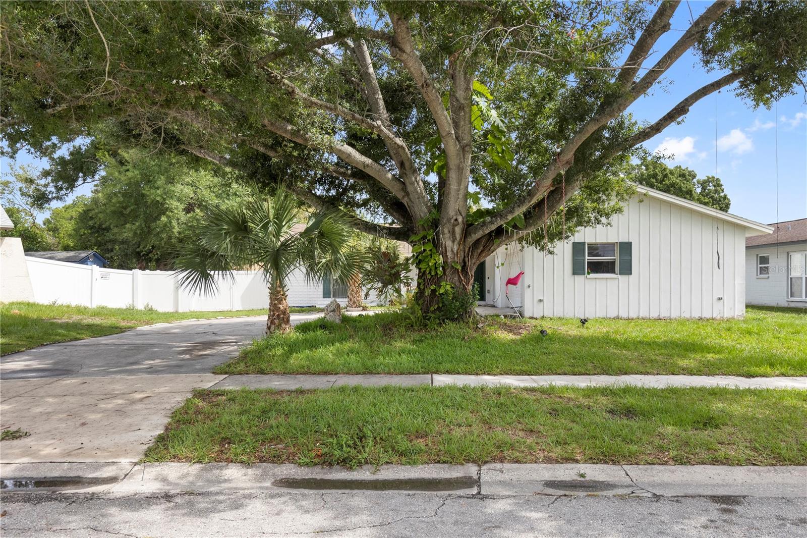 7529 Armand Cir, Tampa, FL 33634