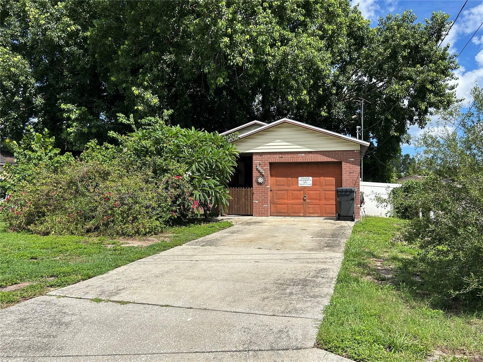 2887 Division Dr N, St Petersburg, FL 33714