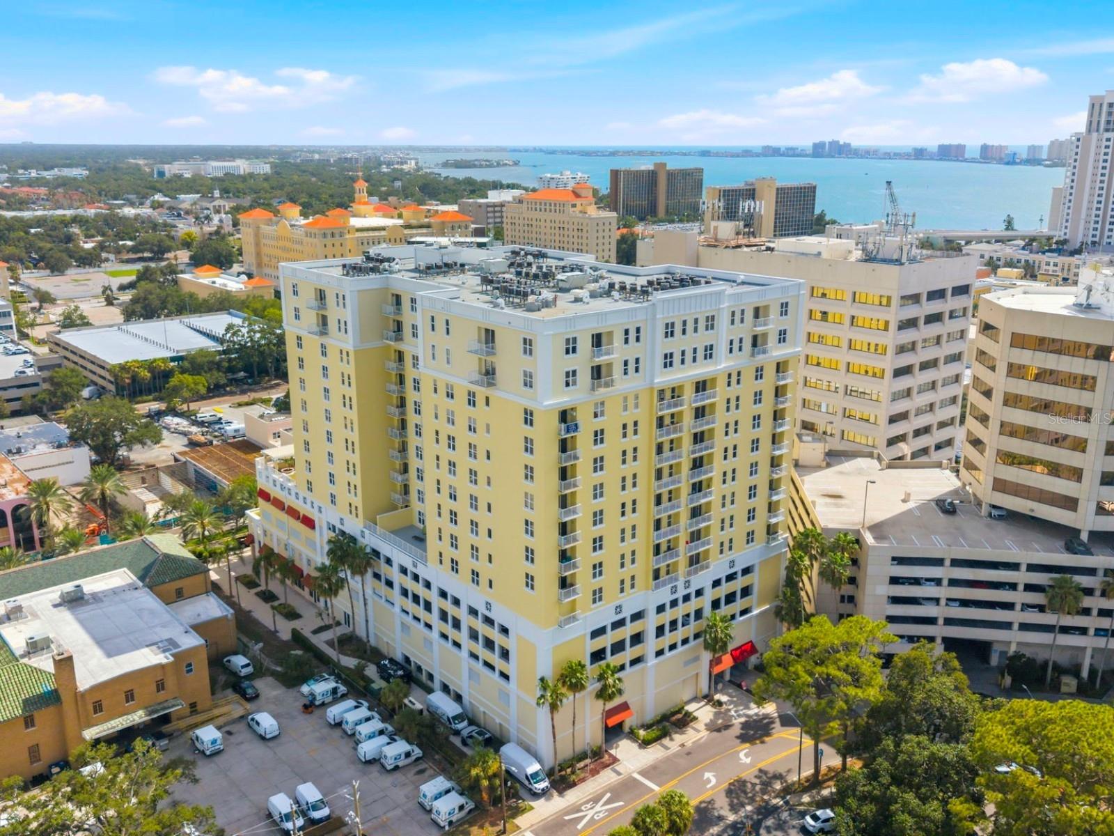 628 Cleveland St #1507, Clearwater, FL 33755