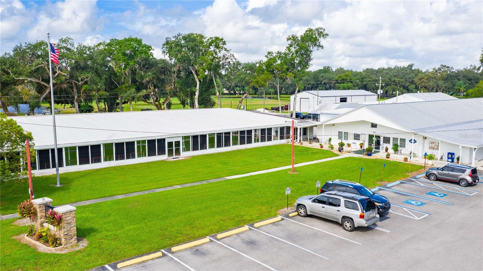 37021 Sandra Ave, Zephyrhills, FL 33542