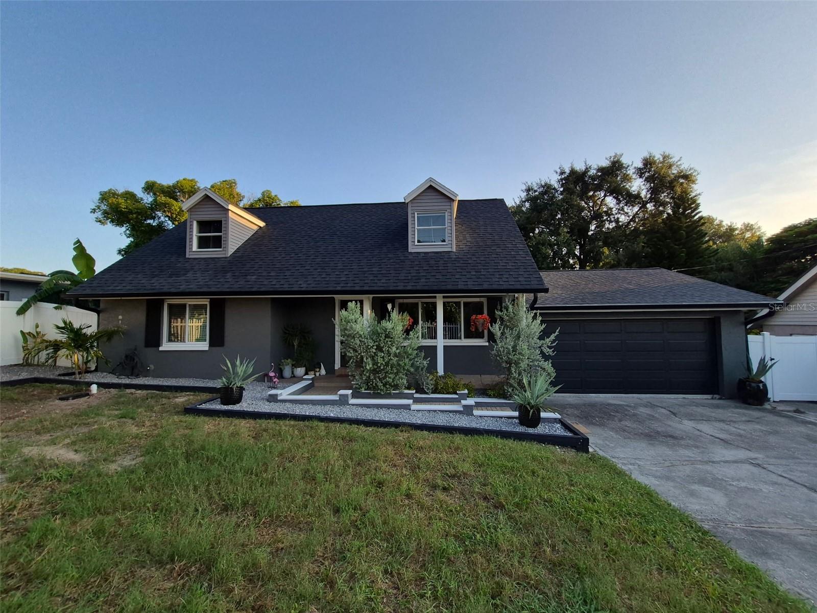 1504 Big Bass Dr, Tarpon Springs, FL 34689