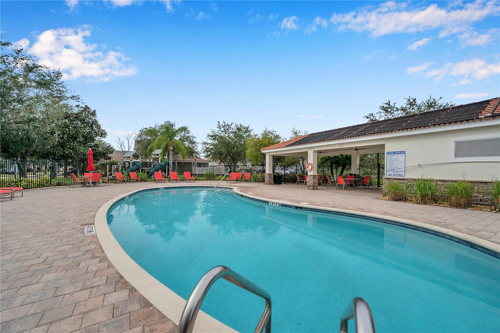 402 Halifax Bay Ct, Apollo Beach, FL 33572