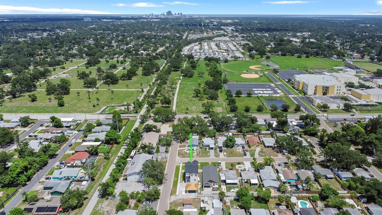 617 Folsom St S, St Petersburg, FL 33707