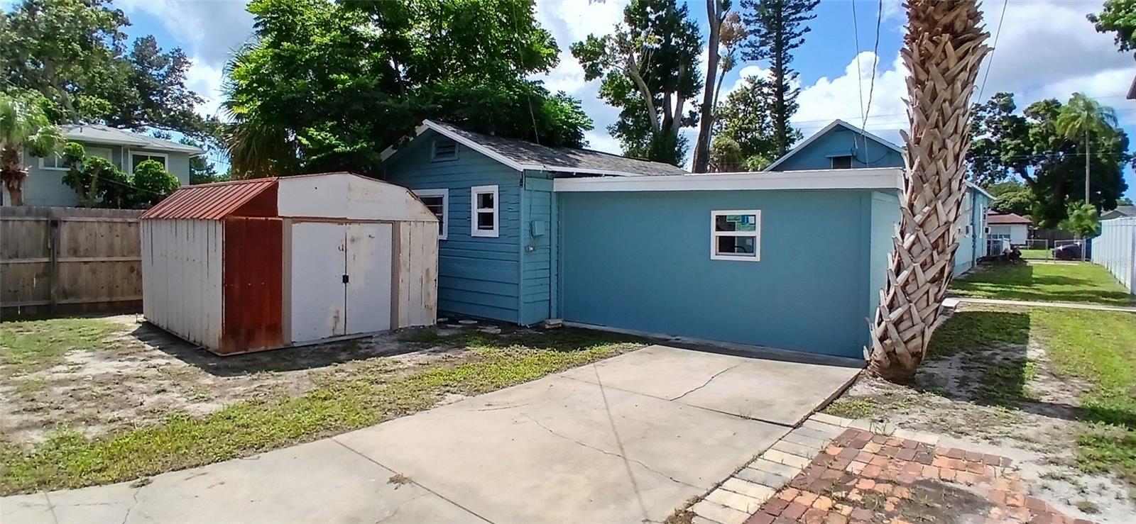 2055 28th Ave N, St Petersburg, FL 33713