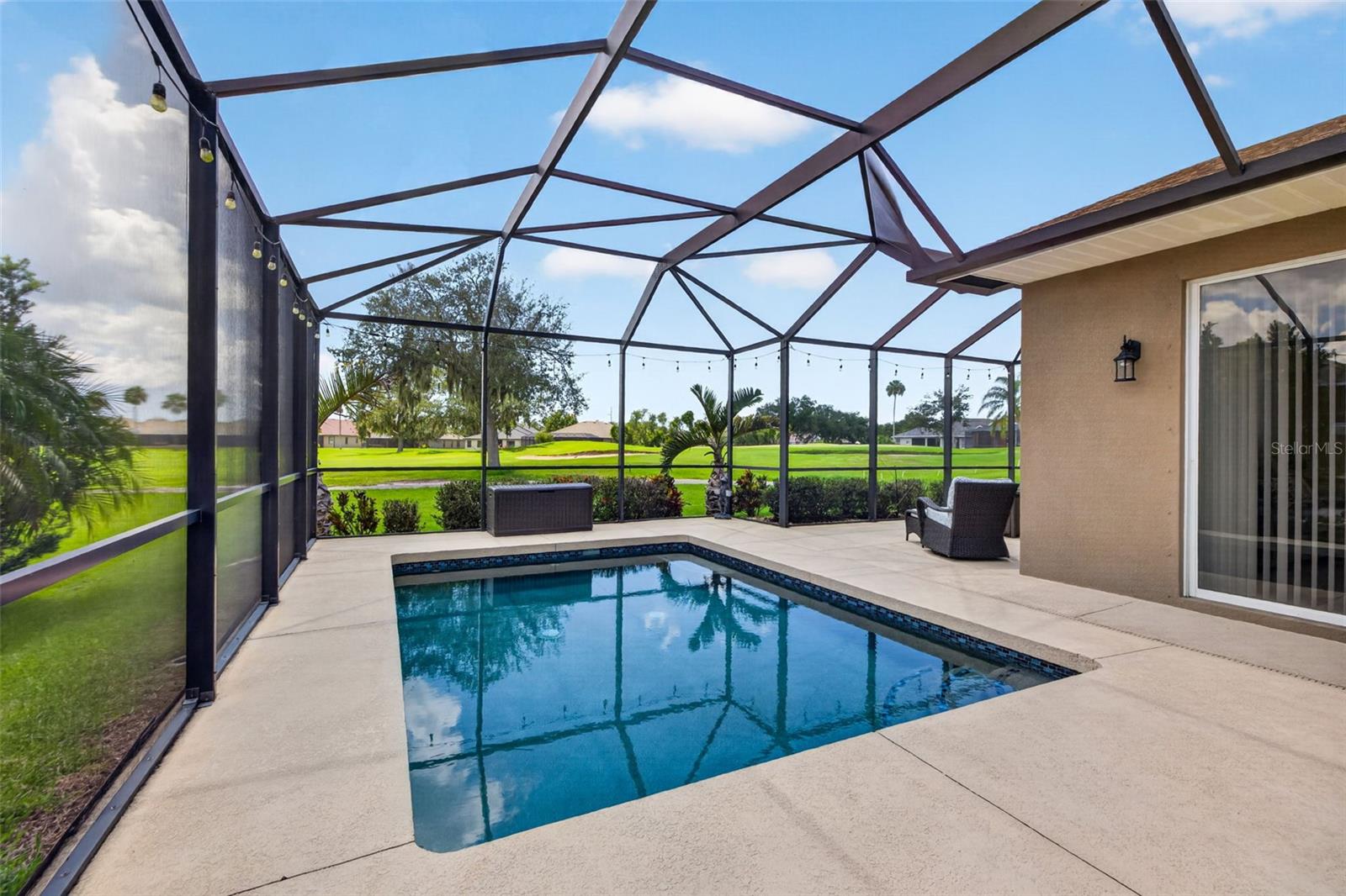 6627 Bobby Jones Ct, Palmetto, FL 34221