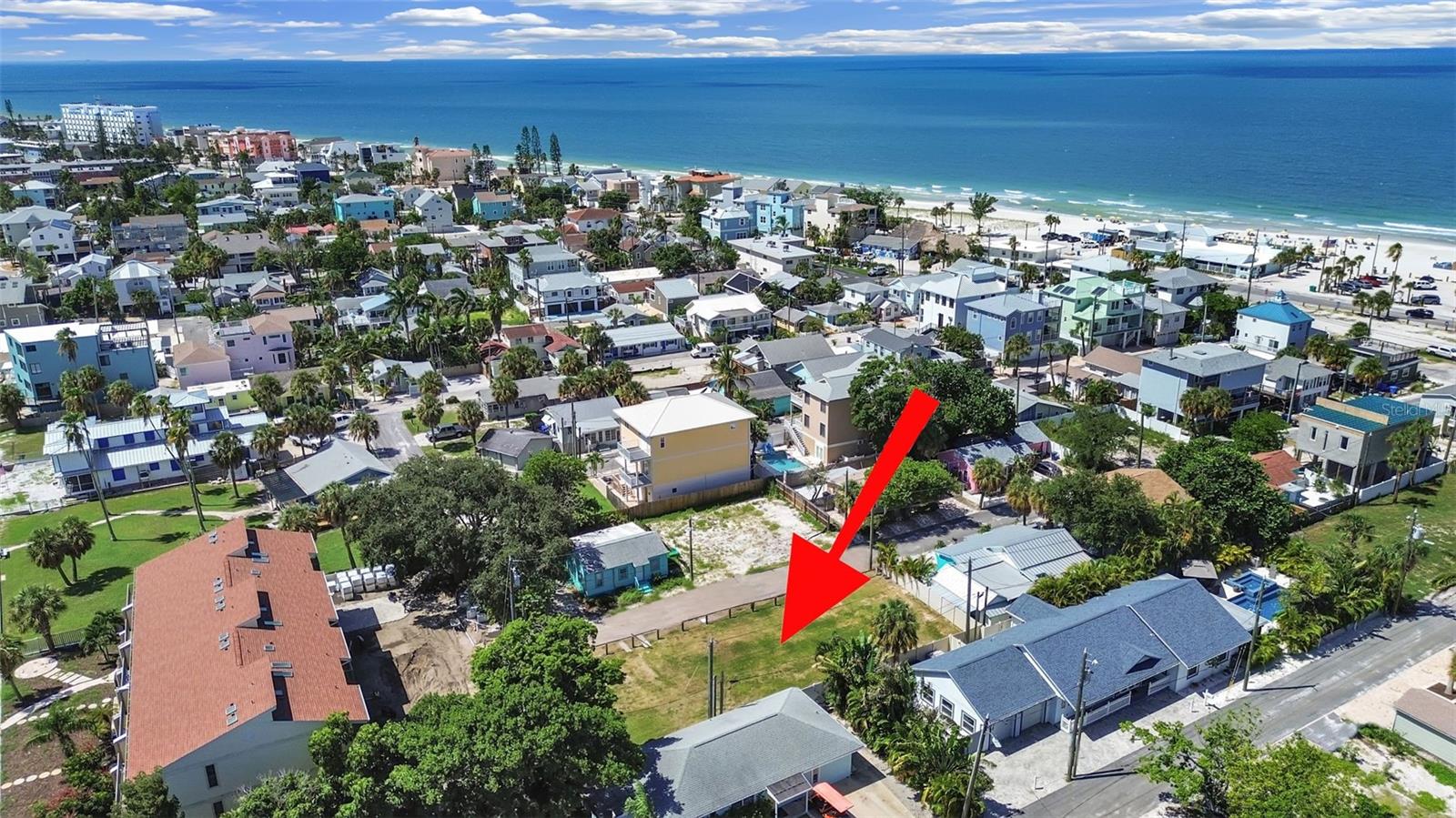 140 92nd Ave, Treasure Island, FL 33706