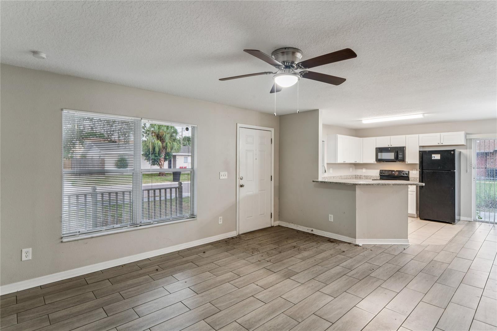 1113 Union St S, St Petersburg, FL 33712