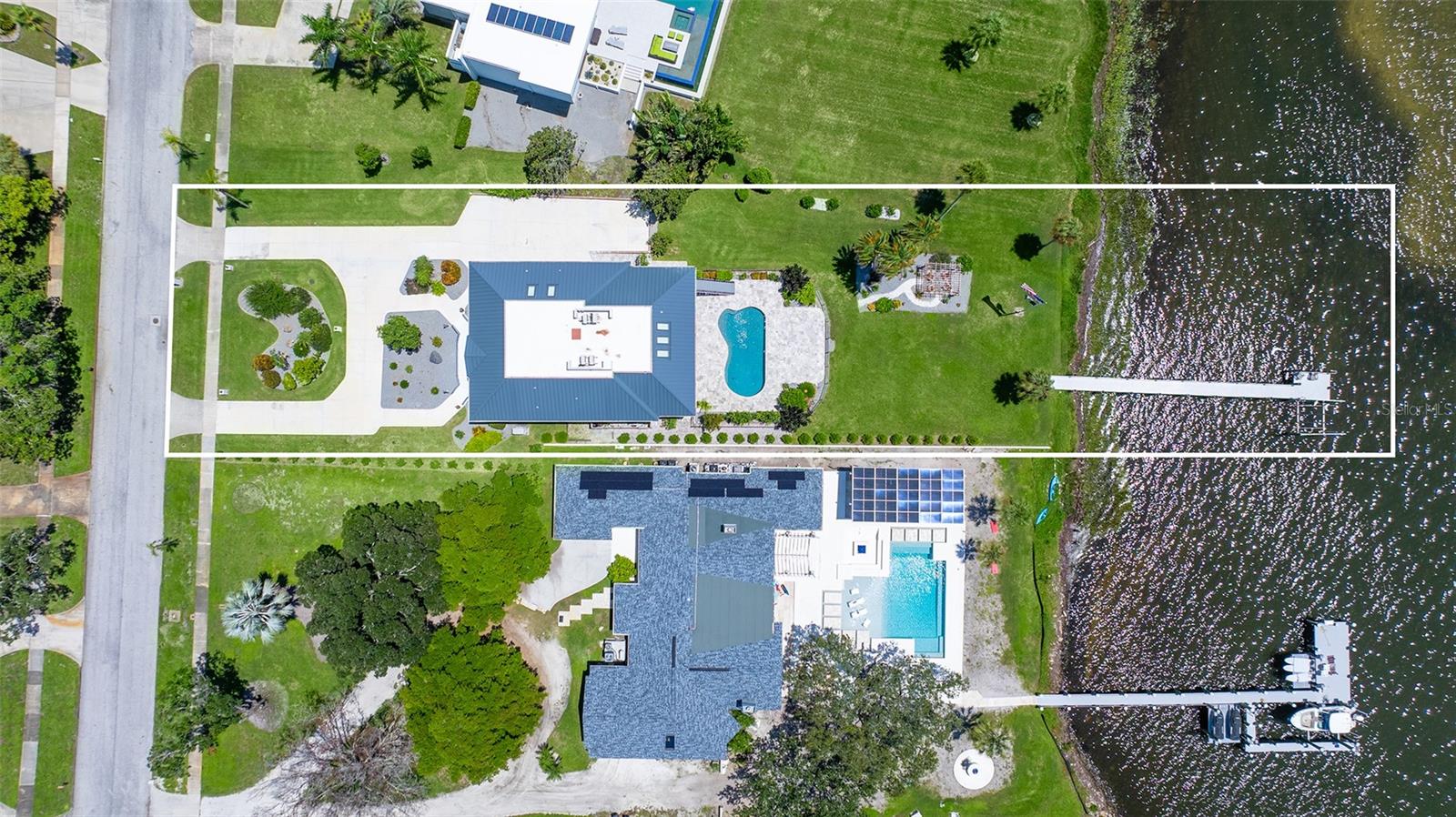 7418 Westmoreland Dr, Sarasota, FL 34243