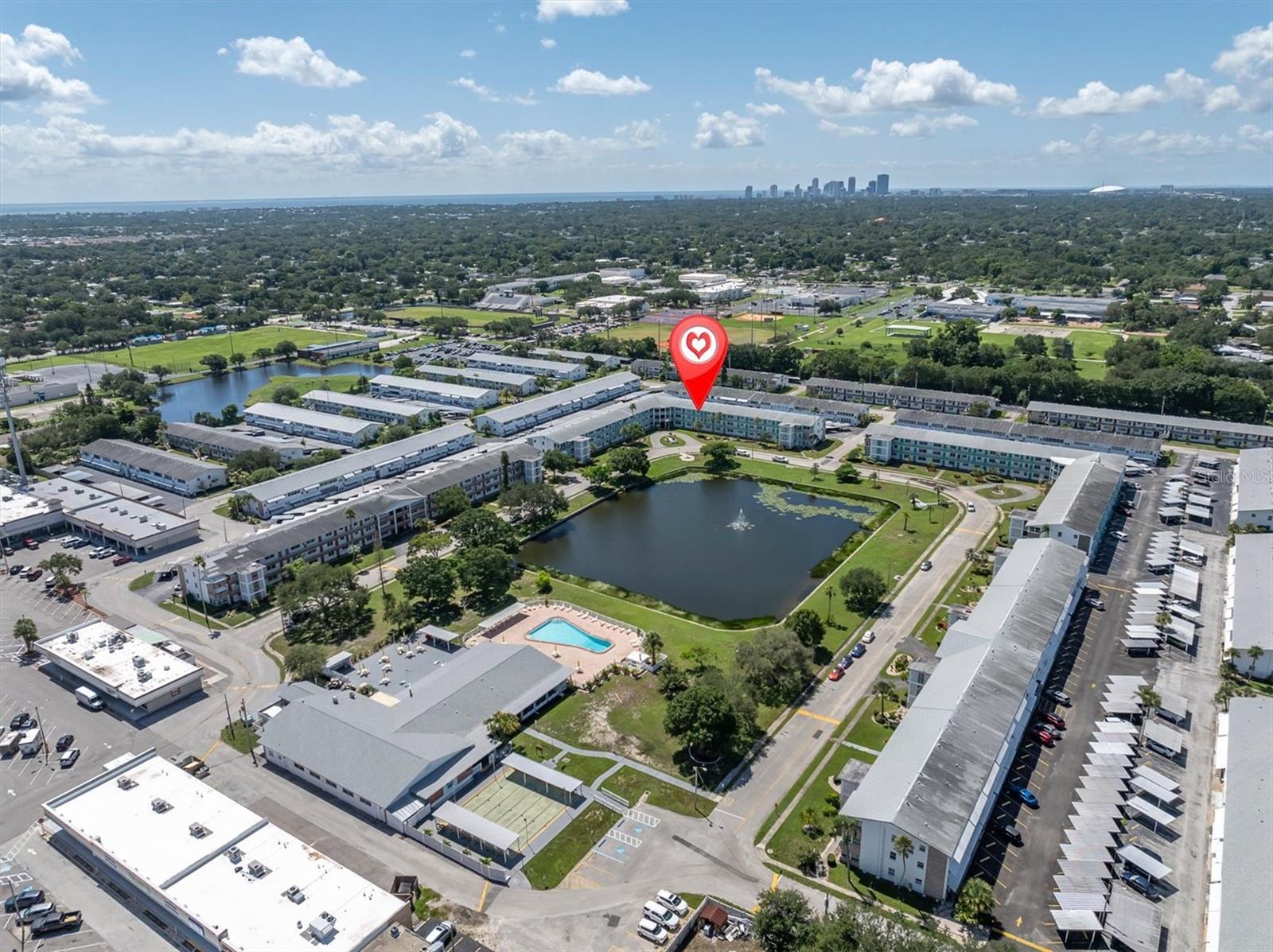 1900 59th Ave N #212, St Petersburg, FL 33714