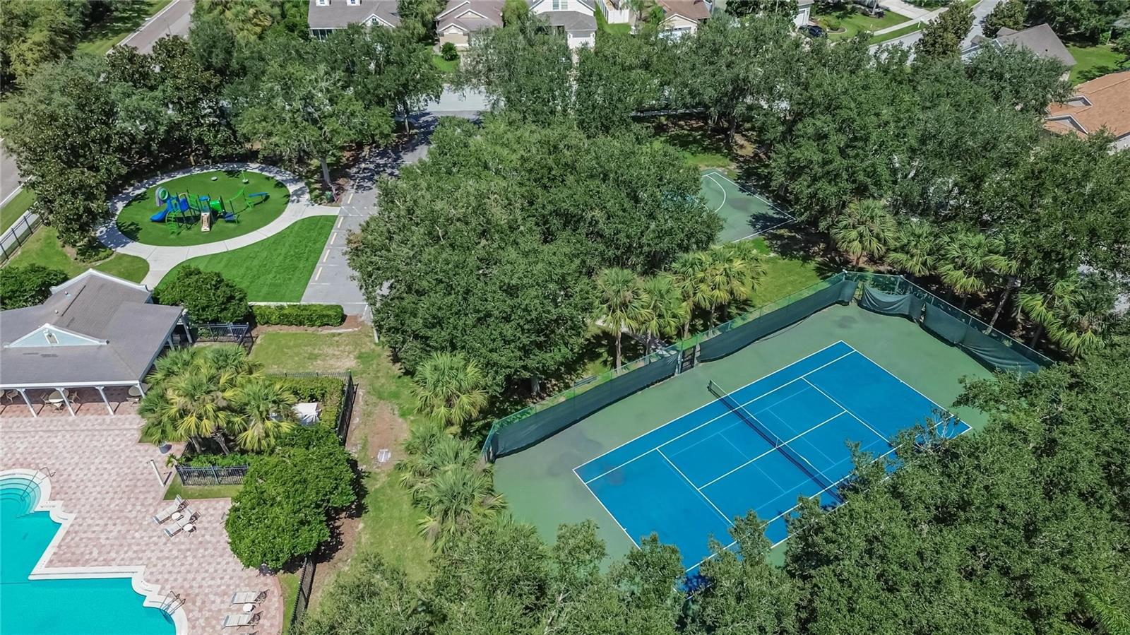 4951 Whistling Pines Ct, Wesley Chapel, FL 33545