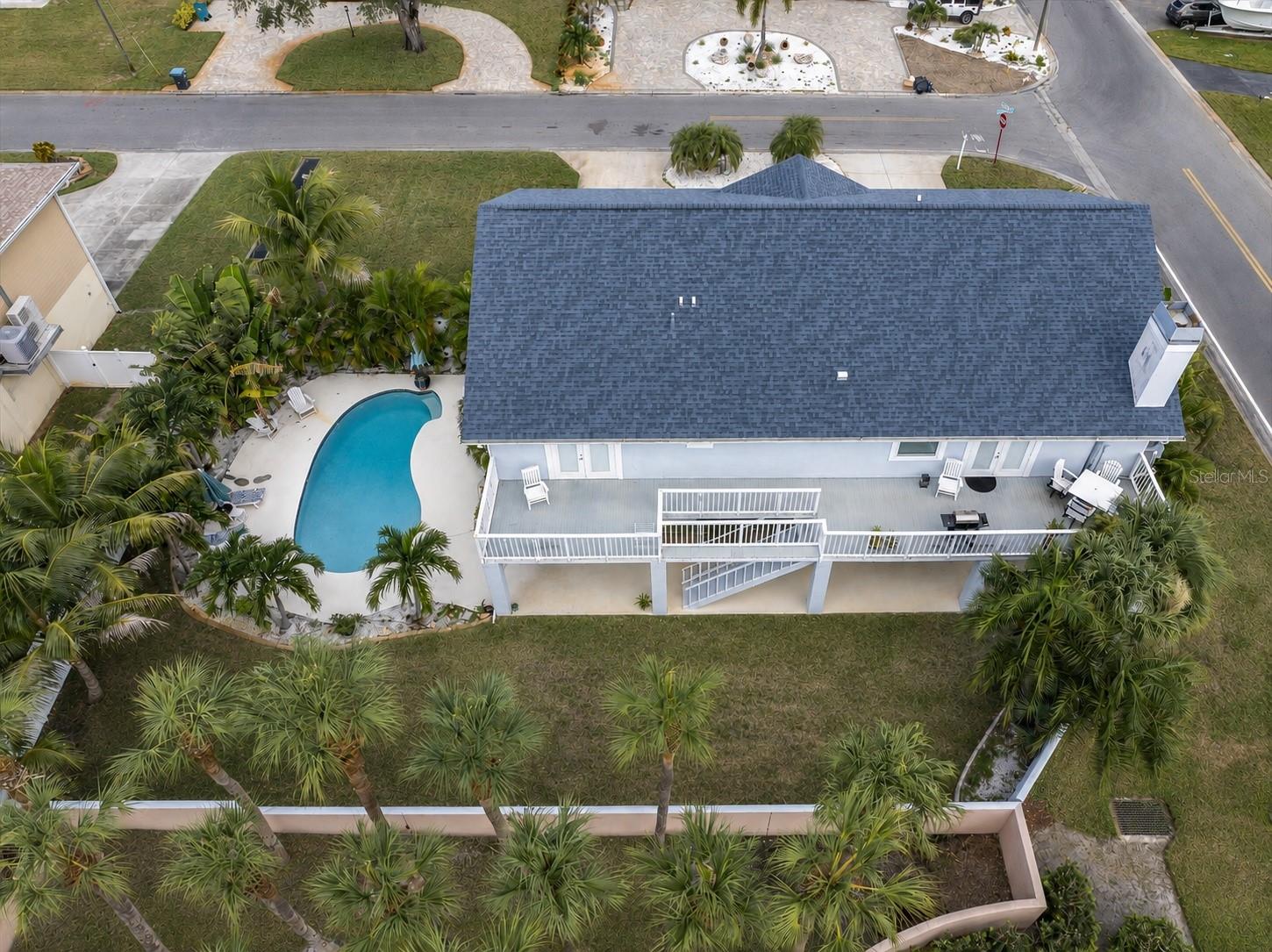 6501 Mockingbird Way S, Gulfport, FL 33707