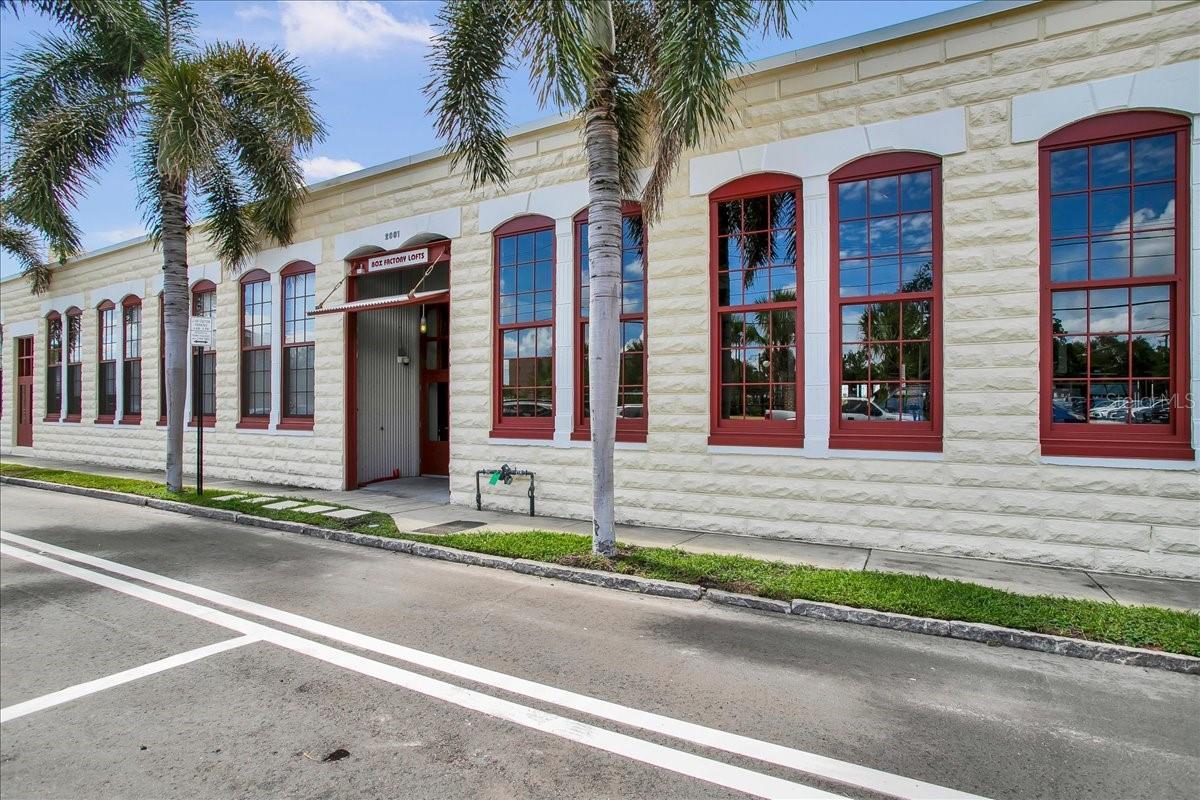 2001 E 2nd Ave #24, Tampa, FL 33605