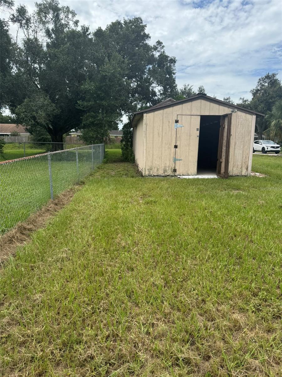 38745 Cambridge Dr, Zephyrhills, FL 33540