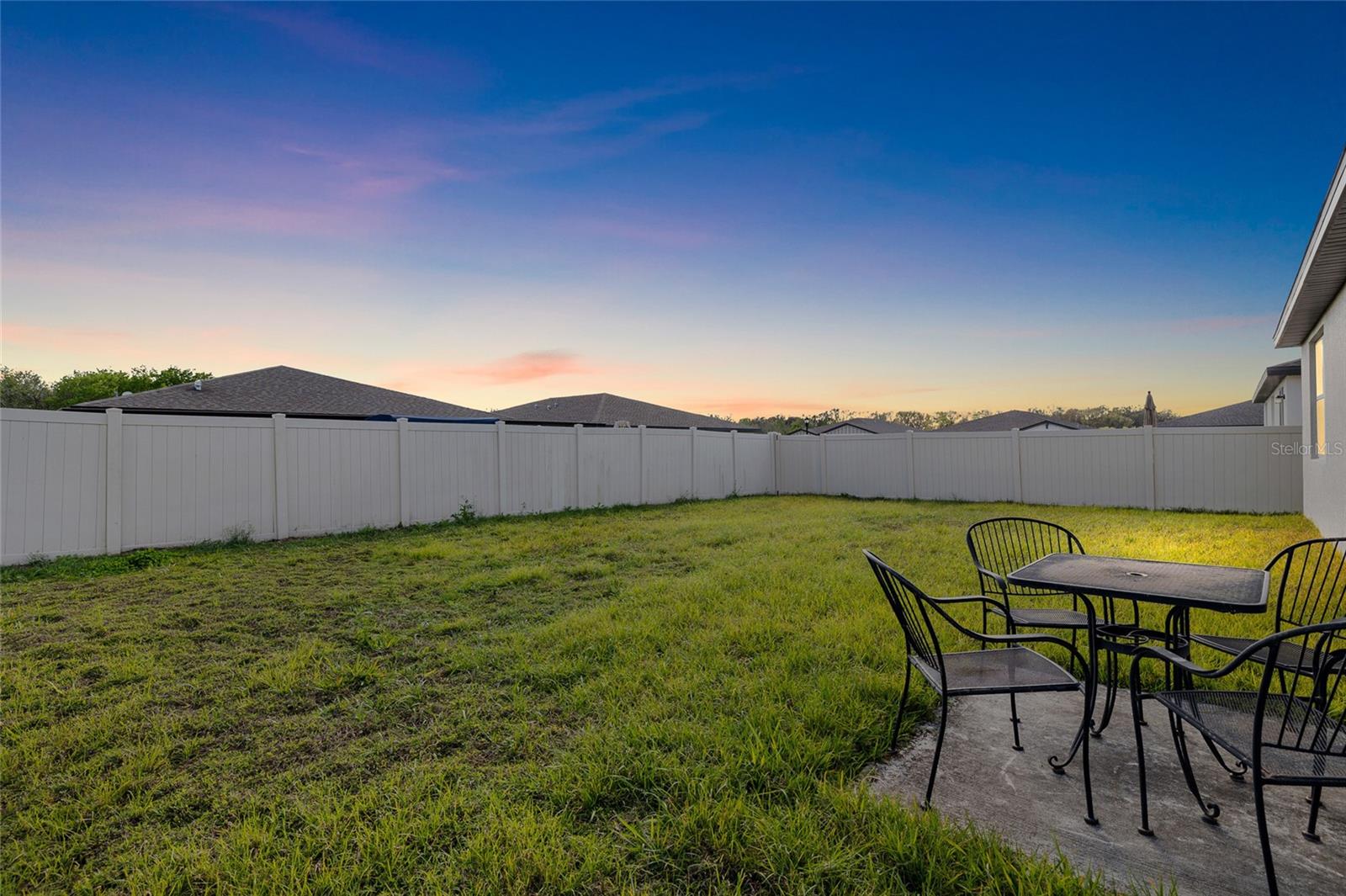38602 Finn Clover Ln, Zephyrhills, FL 33540