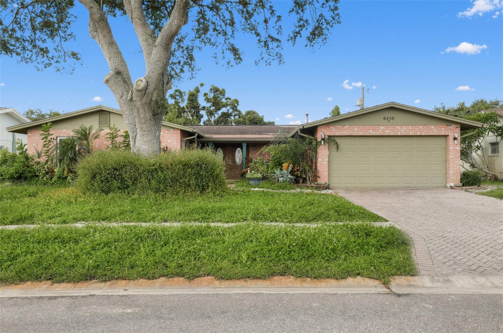 6450 31st Ter N, St Petersburg, FL 33710